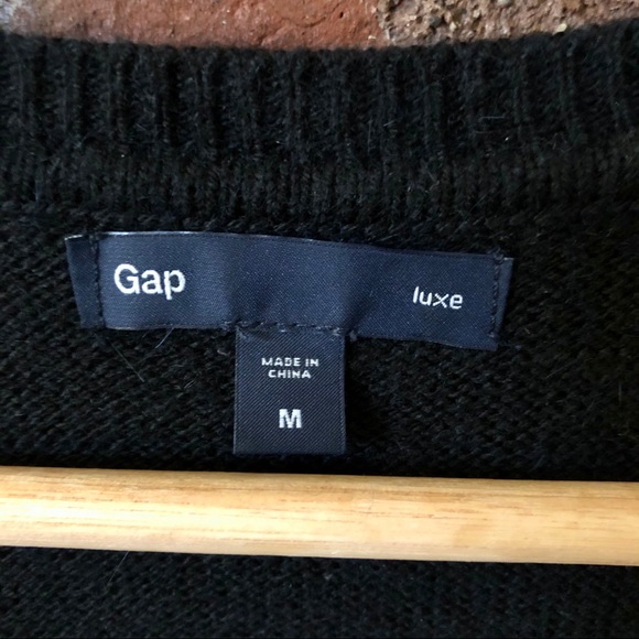 Black V-Neck Long Sleeve Sweater | Gap - Picture 4 of 5